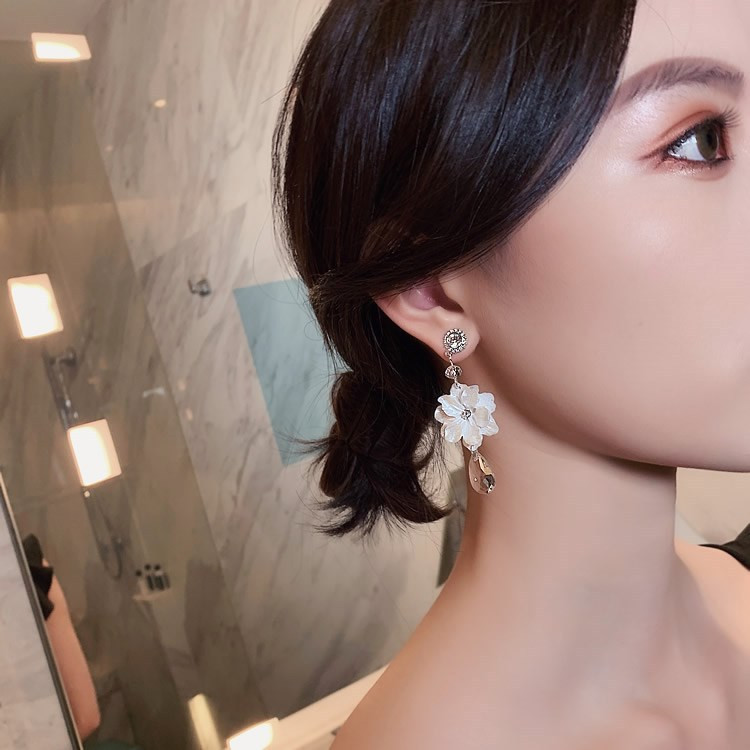 Dominuoja nauji 2019 Vintage gėlių maži gryni ir gaivūs bei madingi krištoliniai ilgi Women Drop auskarai