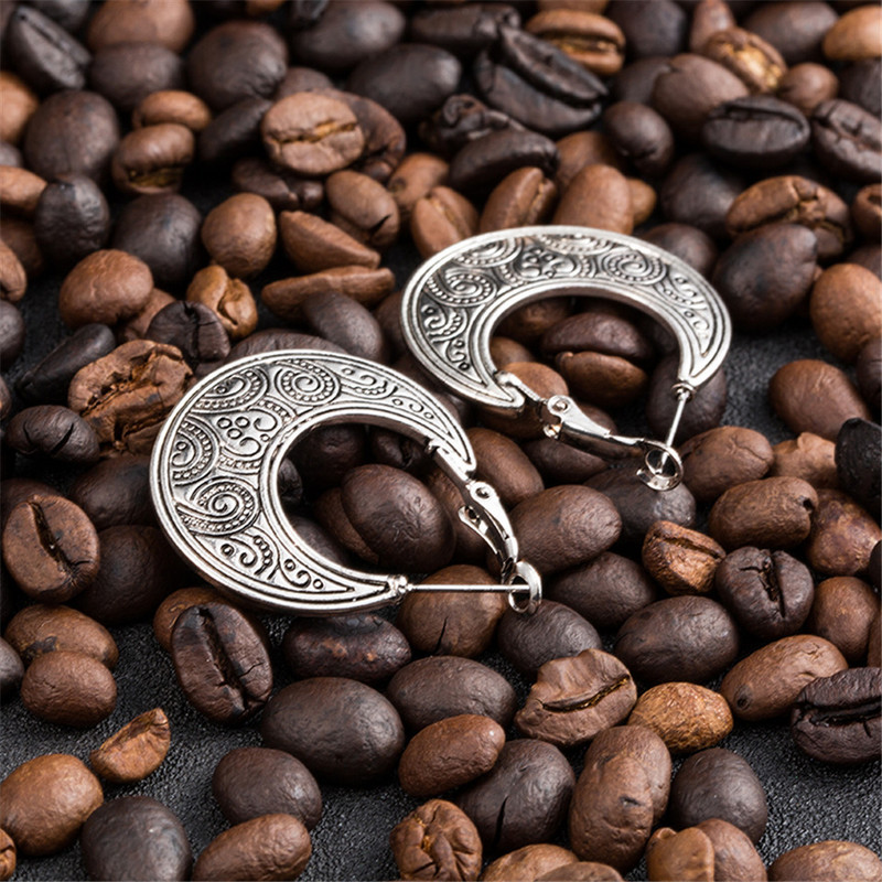 Ινδικά κοσμήματα Ethnic ασημί χρώμα μεταλλικά κρεμαστά σκουλαρίκια με φούντα για γυναίκες Δώρα σκουλαρίκι λουλουδιών τοτέμ σε σχήμα Βοημίας