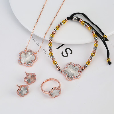 auzza Hat SaIa GaIb PIatab StaInIass StaaI ChaIn FIna Iaaf PataIs FIawars naturaI WhIta Vca Cleef nackIaca aarrIngs Ring BracaIa