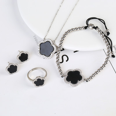 auzza Hat SaIa GaIb PIatab StaInIass StaaI ChaIn FIna Iaaf PataIs FIawars naturaI WhIta Vca Cleef nackIaca aarrIngs Ring BracaIa