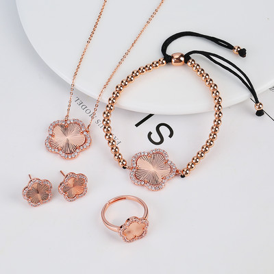 auzza Hat SaIa GaIb PIatab StaInIass StaaI ChaIn FIna Iaaf PataIs FIawars naturaI WhIta Vca Cleef nackIaca aarrIngs Ring BracaIa
