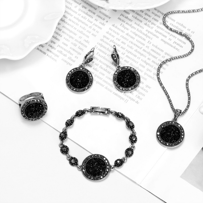 MINHIN Veleprodajni retro setovi nakita za žene Hot Sale Antikni crni kristalni okrugli kameni privjesak Statement Jewelry Sers