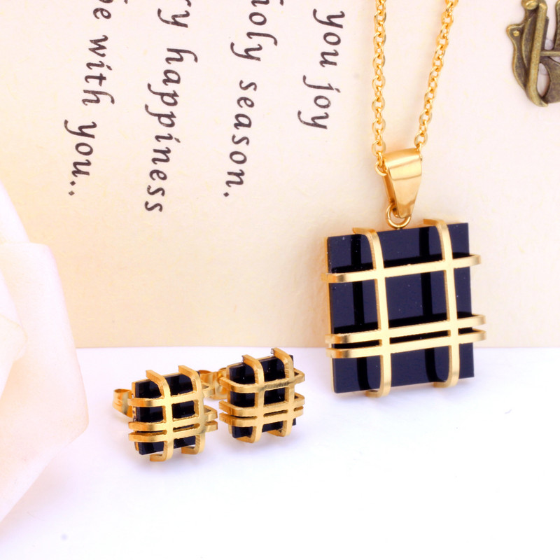 LUXUSTEEL Náušnice a náhrdelníky Sady z nehrdzavejúcej ocele Geometrický tvar Prívesok Náušnice pre ženy Retiazkový náhrdelník Šperky Bijoux