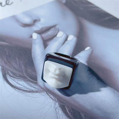 Nepravidelné zuby v tvare U, jahodové živicové prstene pre ženy, dievčatá, párty šperky, sladká osobnosť, trendy šperky HUANZHI 2022 NOVINKA