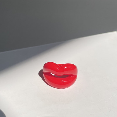 Nepravidelné zuby v tvare U, jahodové živicové prstene pre ženy, dievčatá, párty šperky, sladká osobnosť, trendy šperky HUANZHI 2022 NOVINKA