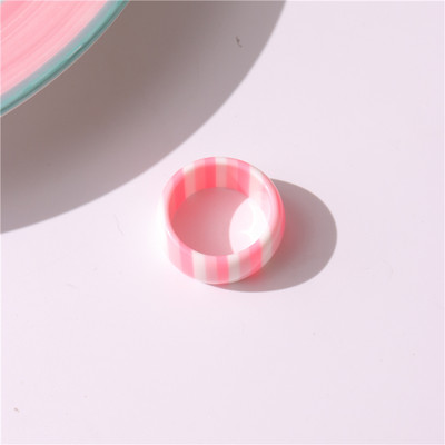 Nepravidelné zuby v tvare U, jahodové živicové prstene pre ženy, dievčatá, párty šperky, sladká osobnosť, trendy šperky HUANZHI 2022 NOVINKA