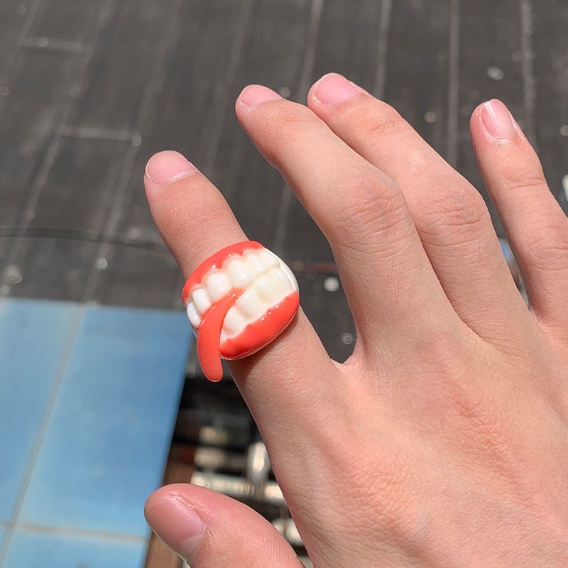 Nepravidelné zuby v tvare U, jahodové živicové prstene pre ženy, dievčatá, párty šperky, sladká osobnosť, trendy šperky HUANZHI 2022 NOVINKA