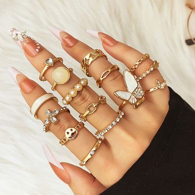 IPARAM Bohemian Geometric Joint Ring Set for Women Vintage Metal Chain Pearl Crystal Finger Ring Boho Jewelry Party Gift