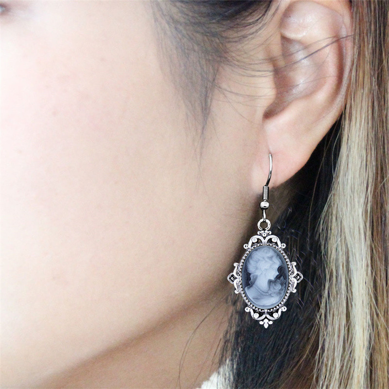 6 színű Vintage Lady Queen Cameo ékszer készletek nőknek Antik ezüstözött Cameo nyaklánc fülbevaló divat ékszer készlet