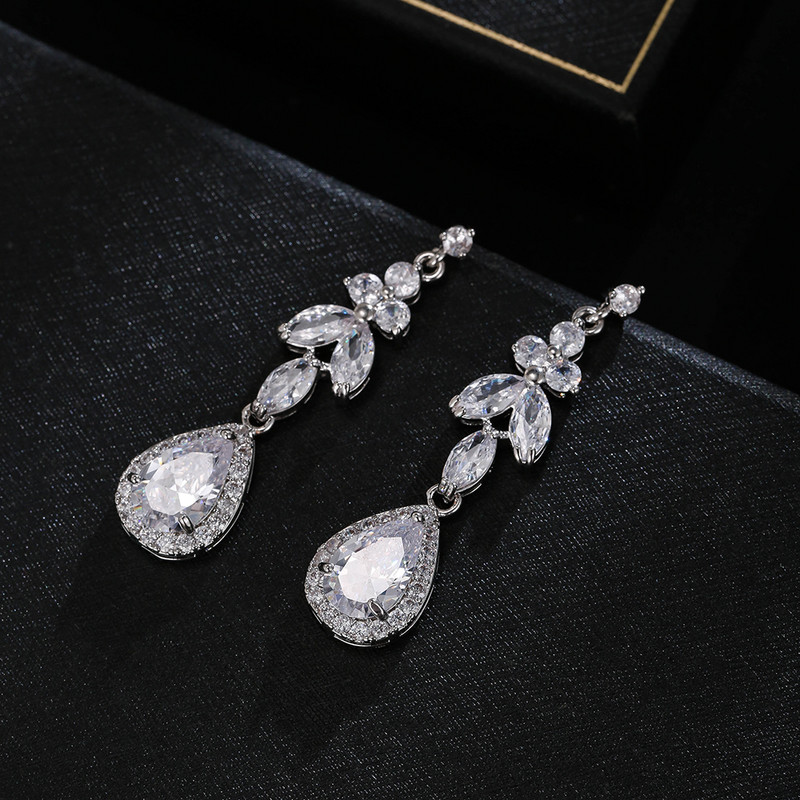 Set de bijuterii, 4 bucăți, pentru femei, mare, placat cu aur alb, zirconiu cubic strălucitor, picătură de mirese din Dubai, cercei, brățară, inel