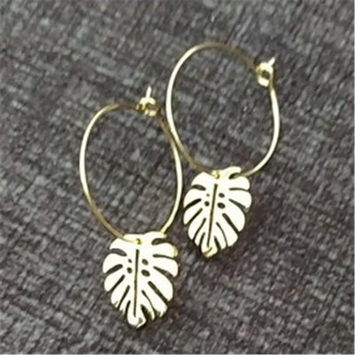 Винтидж обеци с листа за жени Златен цвят Геометрична изящна обеца Метална обеца Висящи модни бижута Тенденция