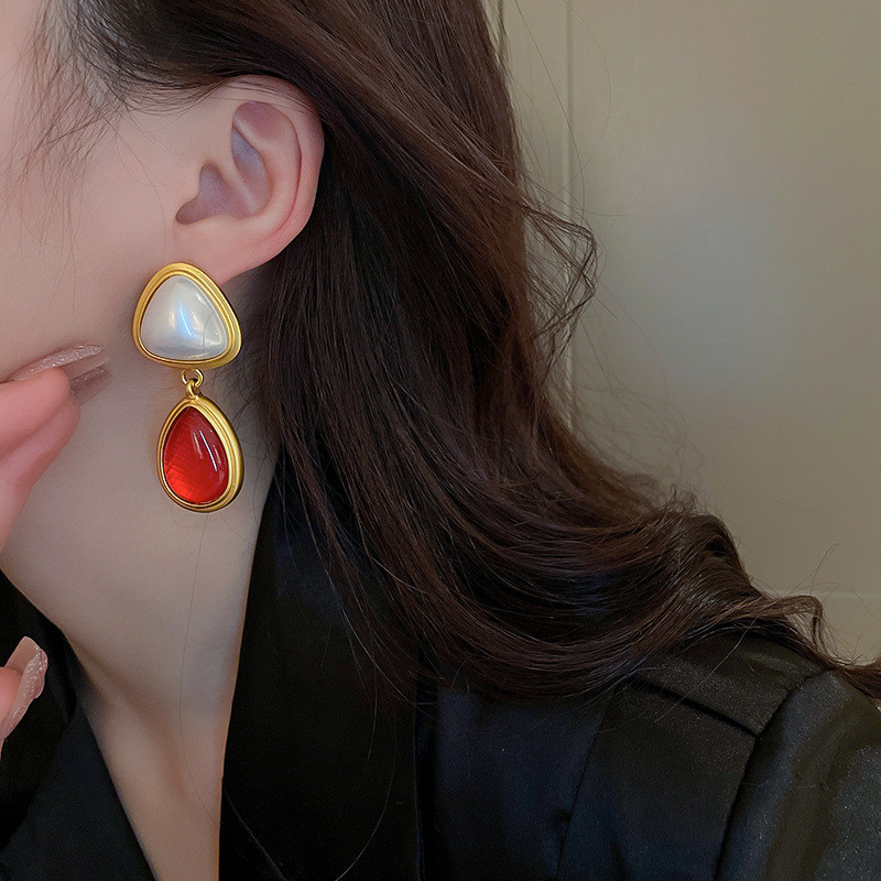 Srednjovjekovna vremena Vintage stil palače Smola Pearl Geometrijske kapljice Naušnice Ogrlica Narukvica High Sense Modni set nakita