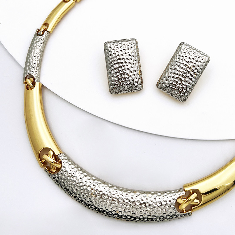 Naujas itališkų paauksuotų papuošalų rinkinys iš 4 Dubajaus madingų karolių auskarų žiedų apyrankių rinkinys moterims nuotakos vestuvių vakarėliui