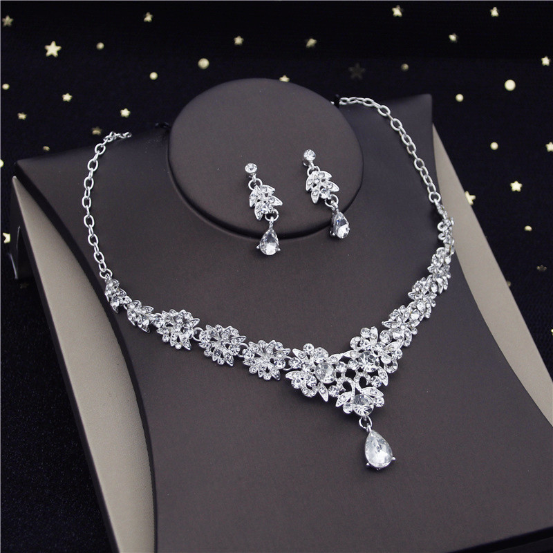 Luksuzne prozirne kristalne tijare Kompleti svadbenog nakita Modne krunske naušnice Choker ogrlica Ženska vjenčanica Komplet nakita za mladenku