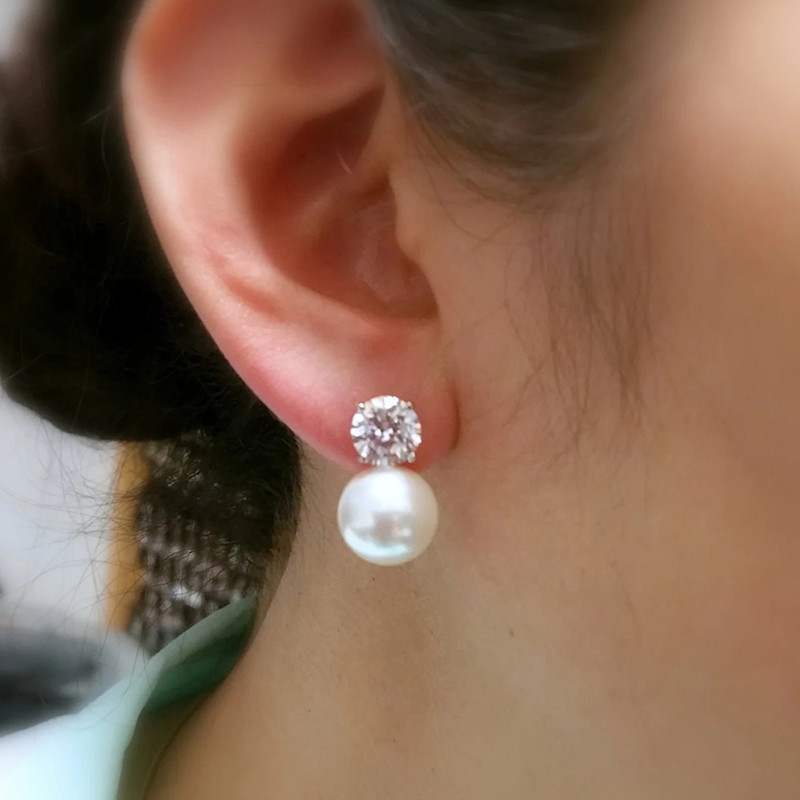 Huitan Изящни дамски обеци с имитация на перли Сребърен цвят Eternity Сватбени обеци Ежедневно облекло Темперамент Елегантни бижута