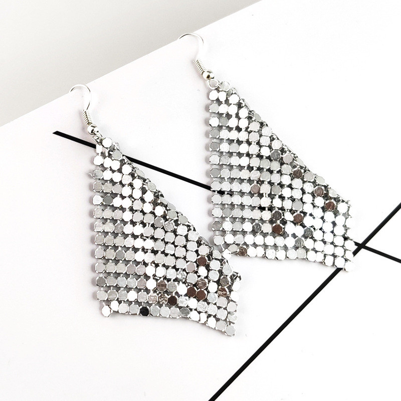 2020 Модерни креативни акрилни дълги шипове Висящи обеци за жени Пайети Пискюл Капка обеца Модни бижута Подаръци Нови постъпления