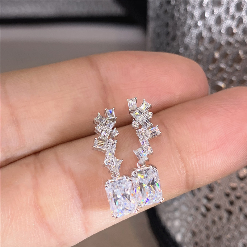Модерни дамски обеци Huitan с геометричен кубичен цирконий Творчески бижута за сватбен годеж Разкошни подаръци за годишнина