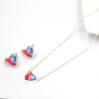 2022 г. Нов ярко розово сърце от смола Druzy Цветен скъпоценен камък Малка любов Геометрични обеци и колие Комплект бижута за жени