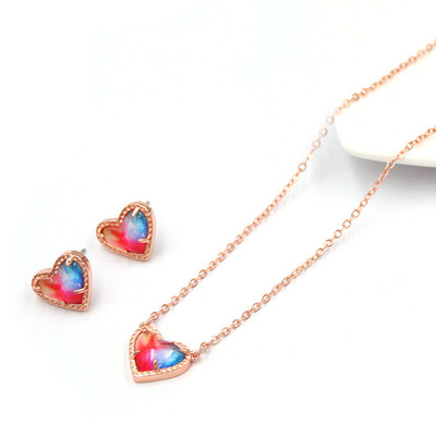 2022 г. Нов ярко розово сърце от смола Druzy Цветен скъпоценен камък Малка любов Геометрични обеци и колие Комплект бижута за жени