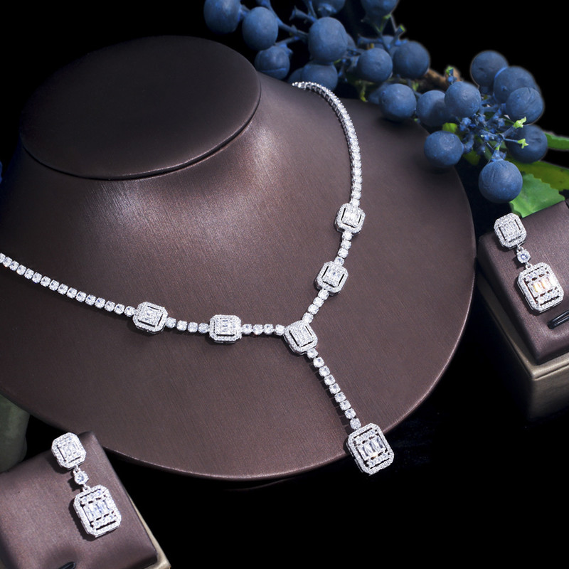„ThreeGraces“ putojančio kubinio cirkonio geometrinio kvadrato formos ilgi kabantys auskarai ir karoliai vakarėlių papuošalų rinkinys moterims TZ676