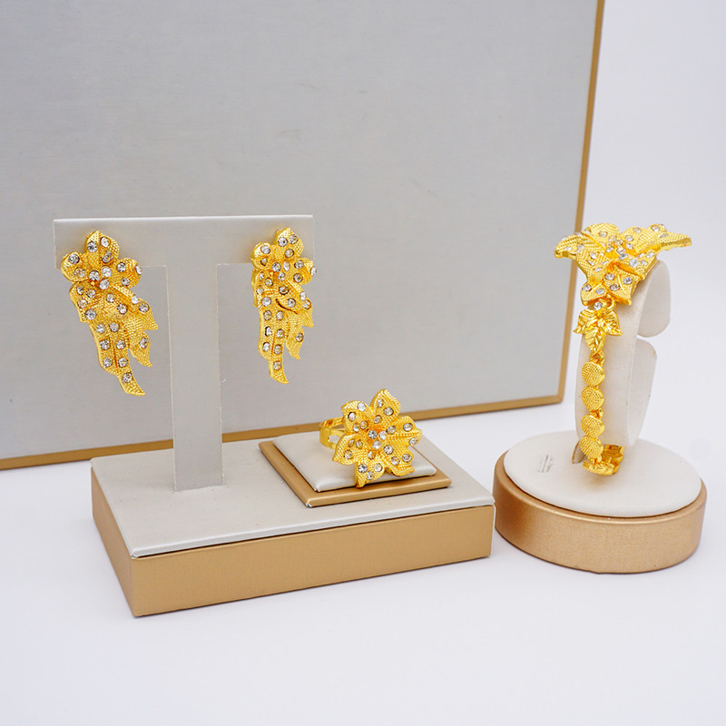 Etiopijos aukso spalvos Dubajaus papuošalų rinkiniai Moterų vestuvių dovanos karoliai auskarai apyrankės žiedai papuošalų rinkiniai