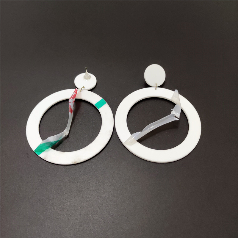 KUGUYS klasikiniai baltai raudoni juodi apvalūs auskarai moterims, akriliniai geometriniai madingi paprasti dideli papuošalų priedai