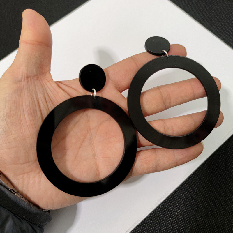 KUGUYS klasikiniai baltai raudoni juodi apvalūs auskarai moterims, akriliniai geometriniai madingi paprasti dideli papuošalų priedai