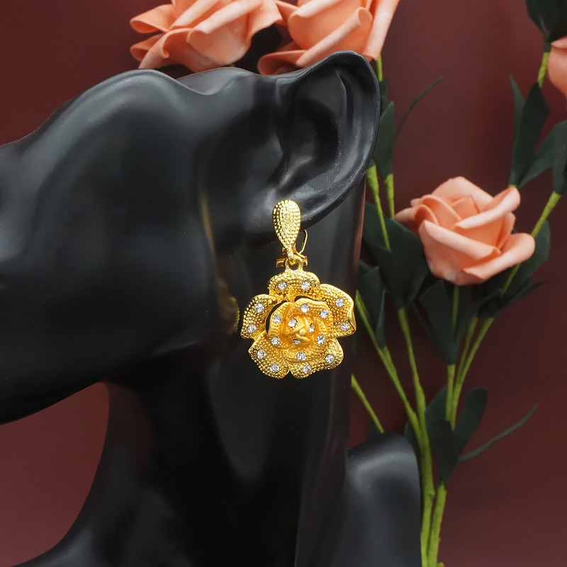 Colier cu design de flori de trandafir, brăţară, set de bijuterii de culoare aurie, pentru femei, cercei pentru nuntă, inel, bijuterii