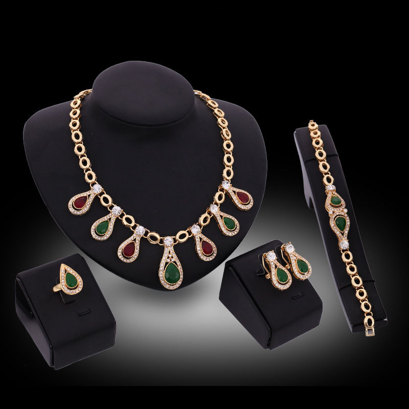 Indijos papuošalai Moteriški papuošalai Estetinis karolių rinkinys Madingas auskarų rinkinys Naujas nuotakos vestuvių aksesuarai Moteriškas žiedas apyrankė