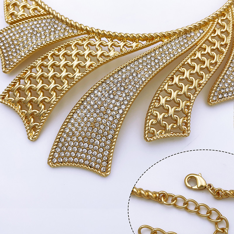 Paauksuotų papuošalų rinkiniai moterims Madingi papuošalai Aukso spalvos karolių ir auskarų rinkinys