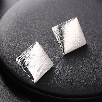 Velike vintage metalne naušnice bez probušenih ušiju za žene Šarm zlatne boje Izrazite naušnice Nakit