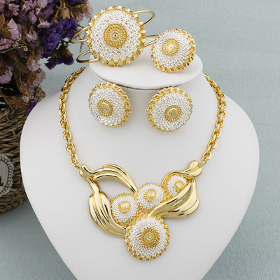 Prabangus moteriškų papuošalų rinkinys Aukso spalvos karoliai didelis apskritimas auskarai apyrankės žiedas madingoms moterims Dubajaus Afrikos vakarėlio papuošalai