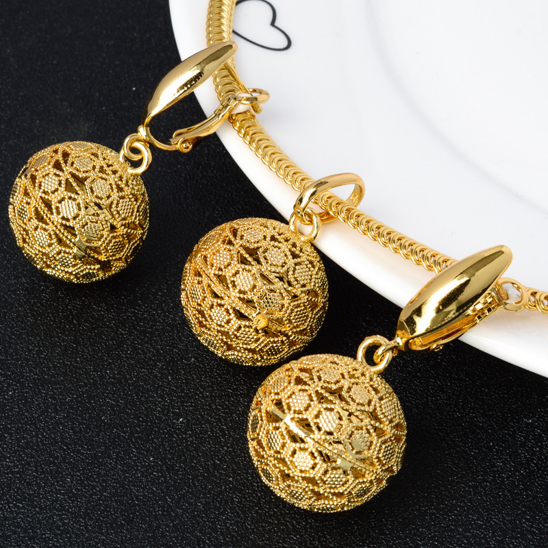 Sunny papuošalų rinkiniai tuščiaviduriai rutuliukai aukso spalvos auskarai pakabinami karoliai moterims Naujas dizainas vestuvių vakarėliui Dovana klasikinė