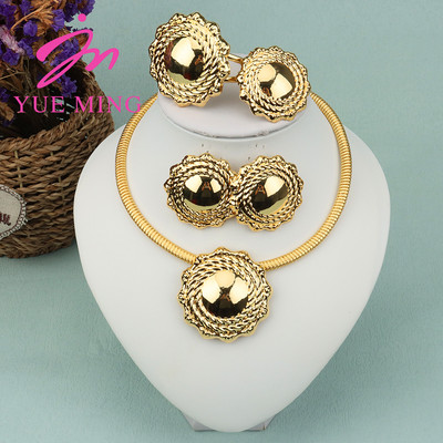 Set mare de bijuterii pentru femei Dubai Mireasa Colier mare Cercei placati cu aur Inel pentru iubitori Accesorii vestimentare de nunta
