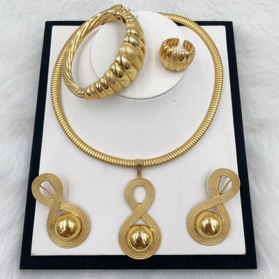 Set mare de bijuterii pentru femei Dubai Mireasa Colier mare Cercei placati cu aur Inel pentru iubitori Accesorii vestimentare de nunta