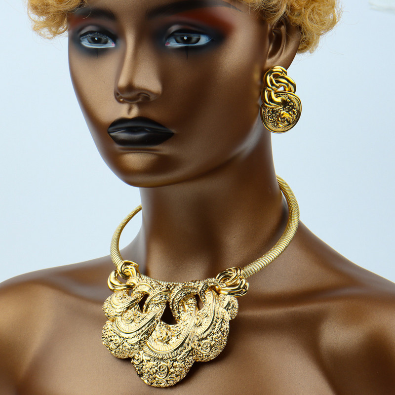 Set mare de bijuterii pentru femei Dubai Mireasa Colier mare Cercei placati cu aur Inel pentru iubitori Accesorii vestimentare de nunta