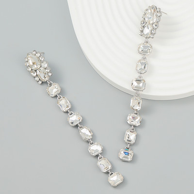 Nauji putojantys Kalnų krištoliniai kabantys auskarai moterims Vakarienės vakarėliui Vestuvių aksesuarai Mados pareiškimai Auskarai Papuošalai