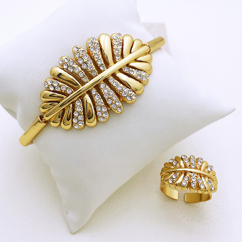 Dubajaus aukso spalvos papuošalų rinkiniai moterims Kalnų krištolinio akmens papuošalų karolių ir auskarų rinkinys ansamblis de bijoux en plaque arba italien