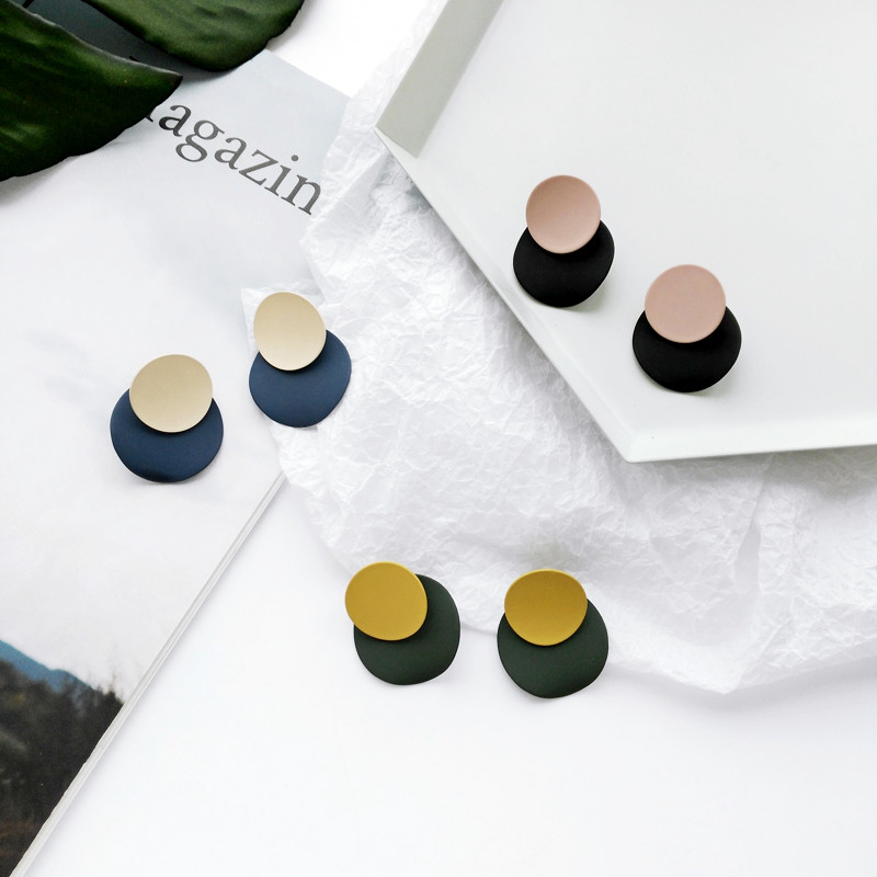 Geometrijske nepravilne naušnice elegantne Okrugle naušnice i ovratnici Temperament je skupljen naušnice naušnice ženske