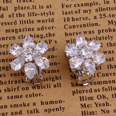 GRACE JUN 12 Színek AAA köbös cirkon könnycsepp geometrikus klip fülbevalón áttört nélkül női parti esküvői báj fülcsipesz Új