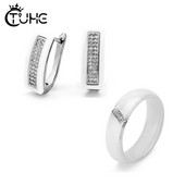 Madingi moterų auskarai žiedai keraminiai tendencijų papuošalų rinkinys Bling Crystal U Ben Slash Kalnų krištolinis auskarai Keraminiai žiedų rinkinys moterims