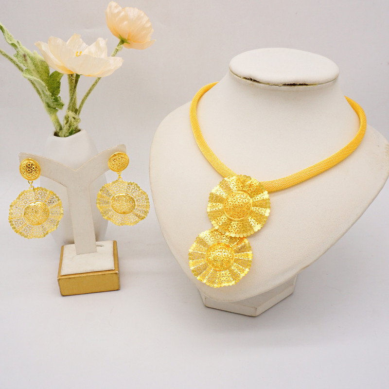 Dubajaus gėlių papuošalų rinkiniai moterims Lady Etiopijos papuošalai Afrikietiški karoliai ir auskarų rinkiniai Big Choker pakabukas Vestuvių dovanos