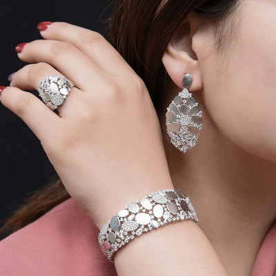 GODKI 2022 New Charms 3PC Narukvica Prsten Set Naušnica Za Žene Vjenčanje Nevjeste Kubični Cirkon Dubai PARTY VJENČANJE Nakit Poklon BOHO