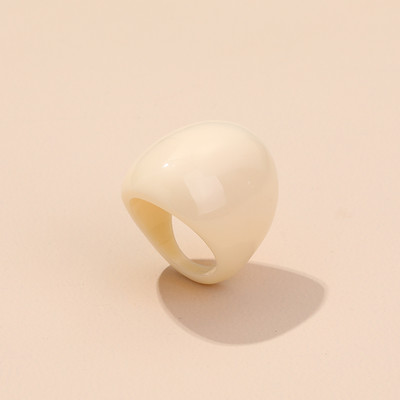 2021-es új gyanta divatos punk nagy gyűrűk női tervezésű akril szabálytalan színes vintage ujjgyűrűk lányok parti ékszerei számára