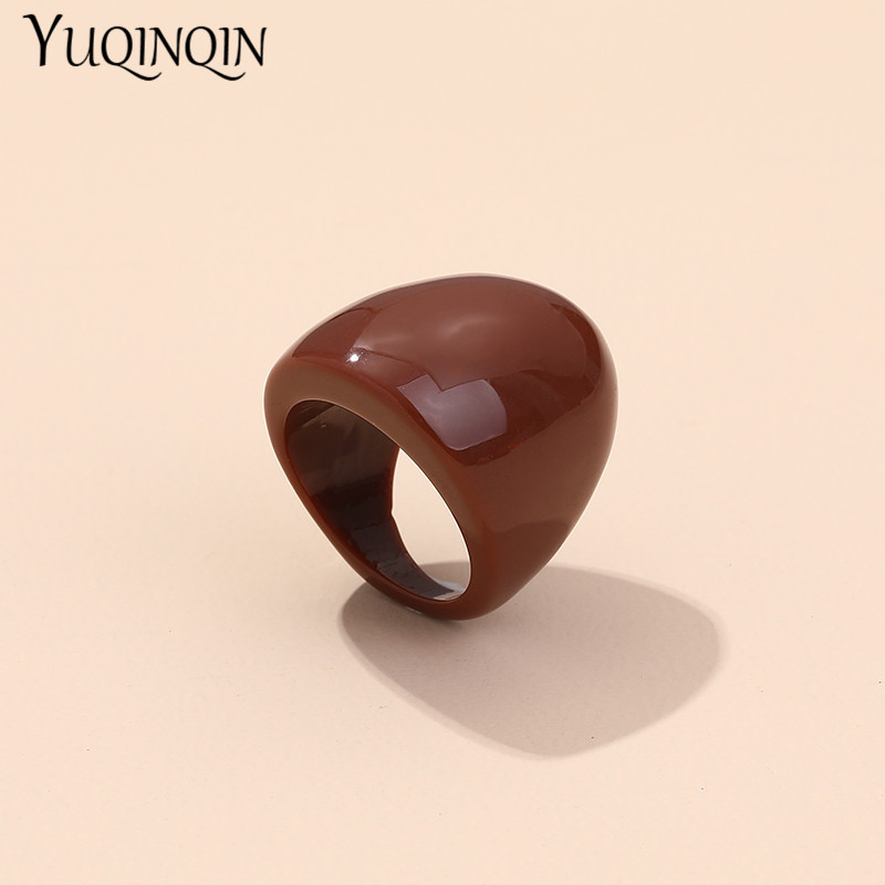 2021-es új gyanta divatos punk nagy gyűrűk női tervezésű akril szabálytalan színes vintage ujjgyűrűk lányok parti ékszerei számára