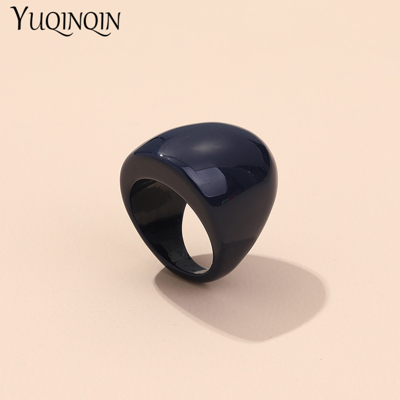 2021-es új gyanta divatos punk nagy gyűrűk női tervezésű akril szabálytalan színes vintage ujjgyűrűk lányok parti ékszerei számára