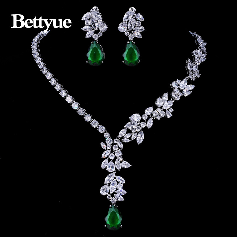 Bettyue Brand Fashion Seturi noi de bijuterii AAA Multicolor Zircon Personalitate Seturi de bijuterii asimetrice pentru femeie cadou farmec de nuntă