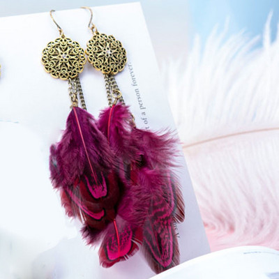 2020 m. Moteriški perdėtai rožiniai žali auskarai su plunksnomis Bohemiški retro etniniai ilgi kutai, apvalūs raižyti metaliniai kabantys auskarai