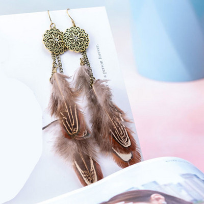 2020 m. Moteriški perdėtai rožiniai žali auskarai su plunksnomis Bohemiški retro etniniai ilgi kutai, apvalūs raižyti metaliniai kabantys auskarai