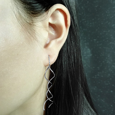 Egyedi csavart rúd hosszú vonalú láncfülbevaló lelógó fülbevaló női divatos egyszerű ékszer ajándék 1 pár